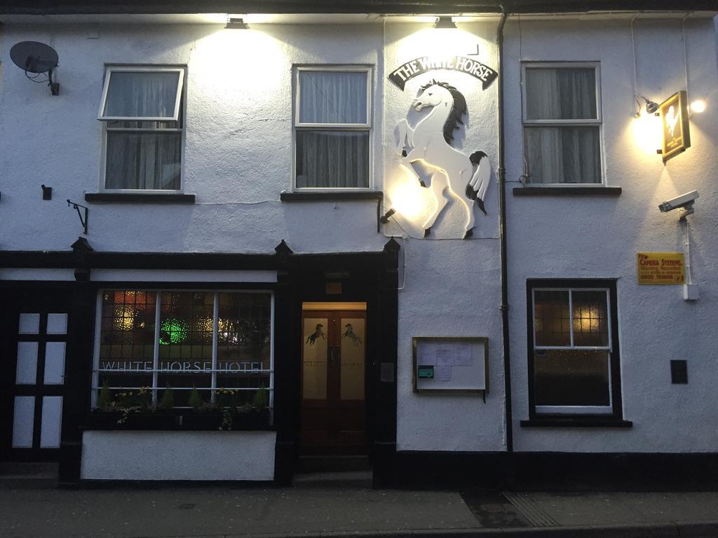 White Horse Hotel Builth Wells Exterior photo